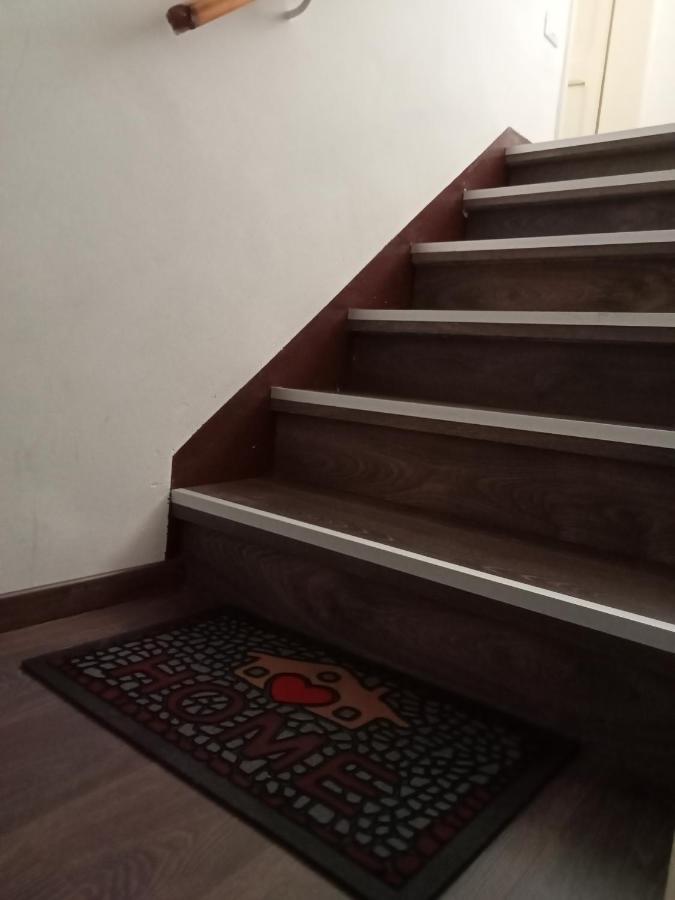 Casa Sofia - Appartamento Con Parcheggio Riservato Терні Екстер'єр фото
